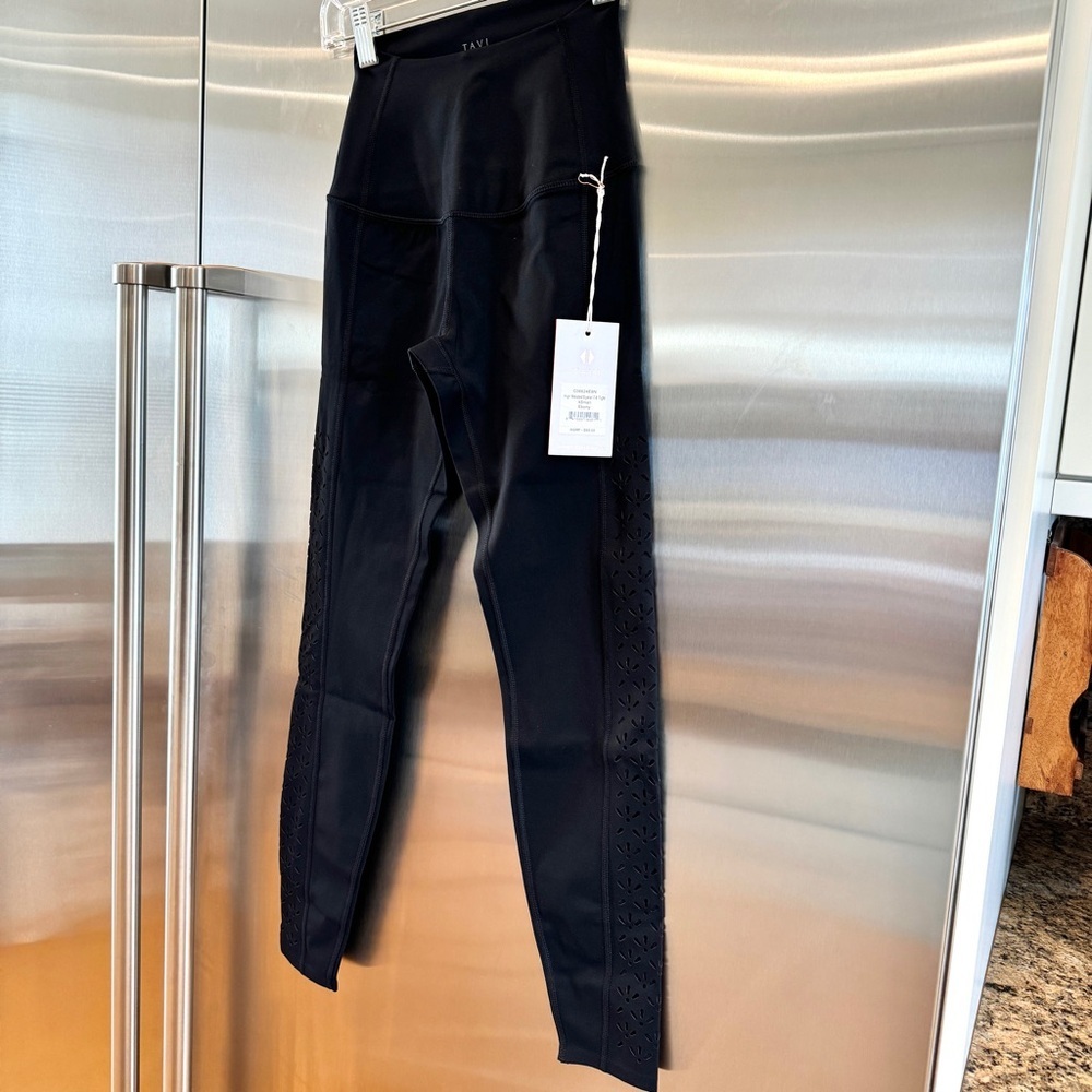 NWT Tavi Eyelet Leggings Ebony Black Activewear Women’s Yoga Pants Brand NEW